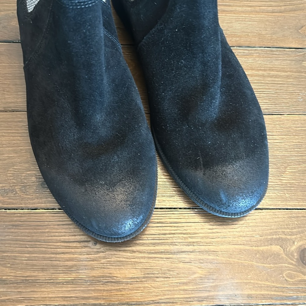 Vionic Ankle Boots - image 7